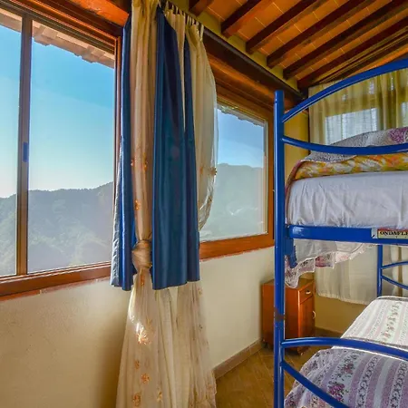 Pet Friendly In Giustagnana With Wifi * Fabbiano (Lucca)